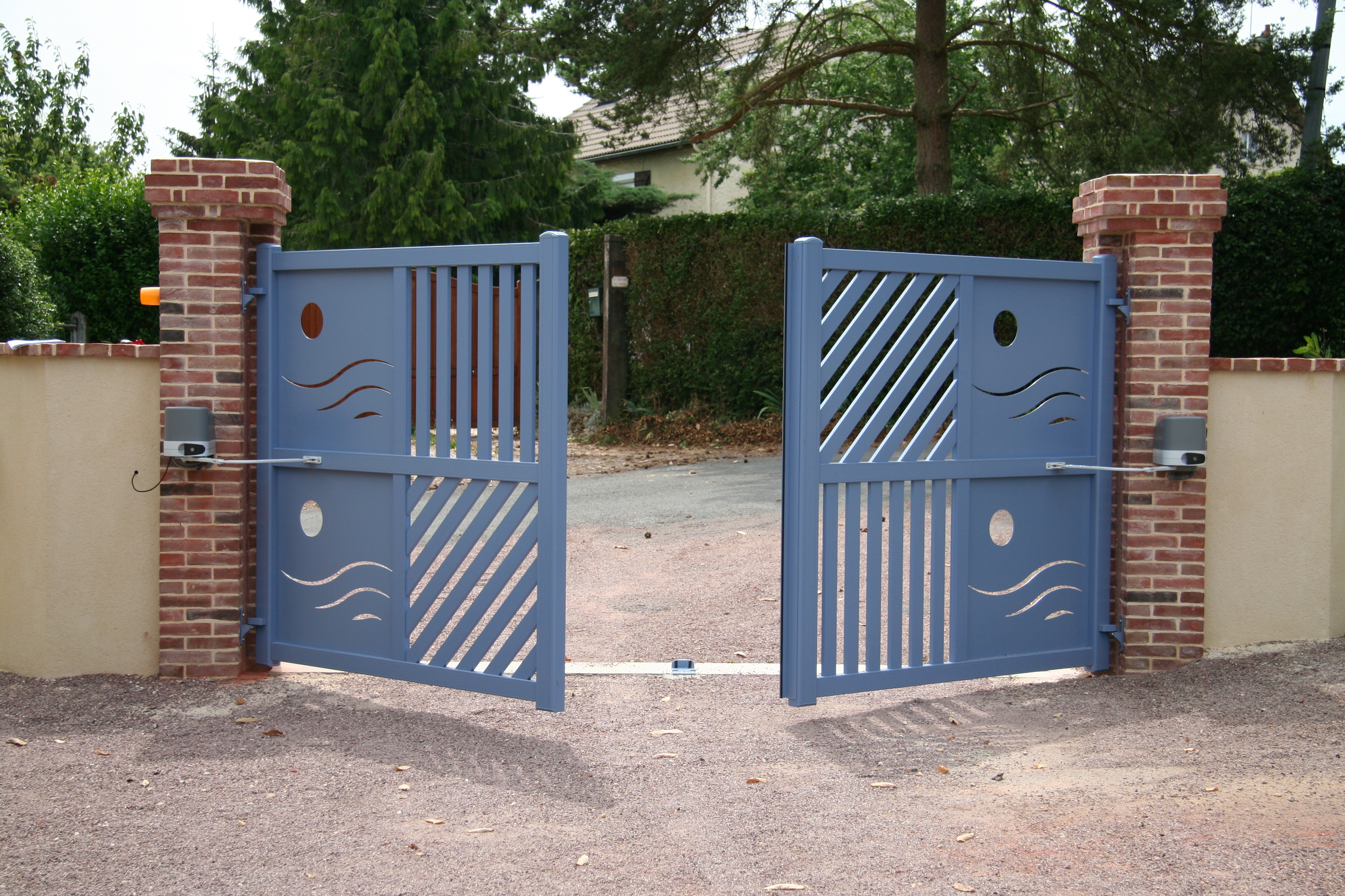 fermetures (fenêtres, portes, portails, et portes de garage) Portail Orbec